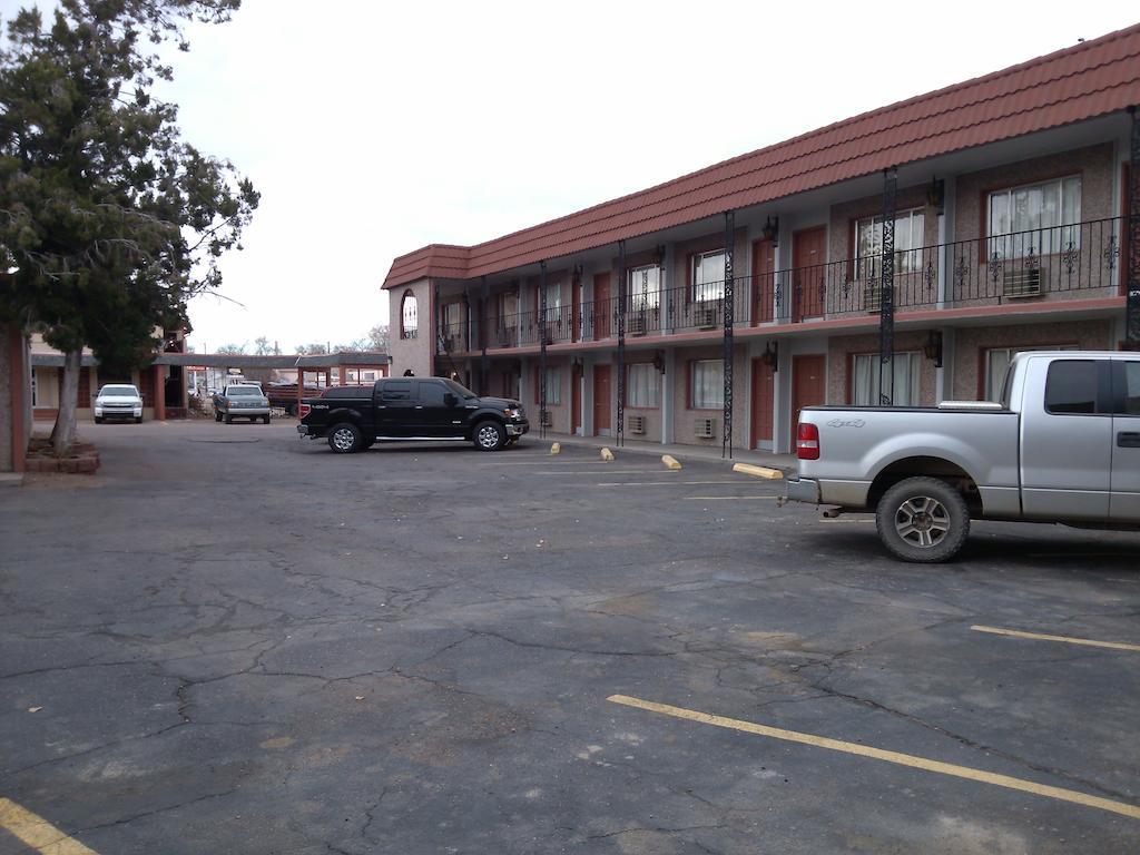 High Chaparral Inn Rocky Ford Exterior photo