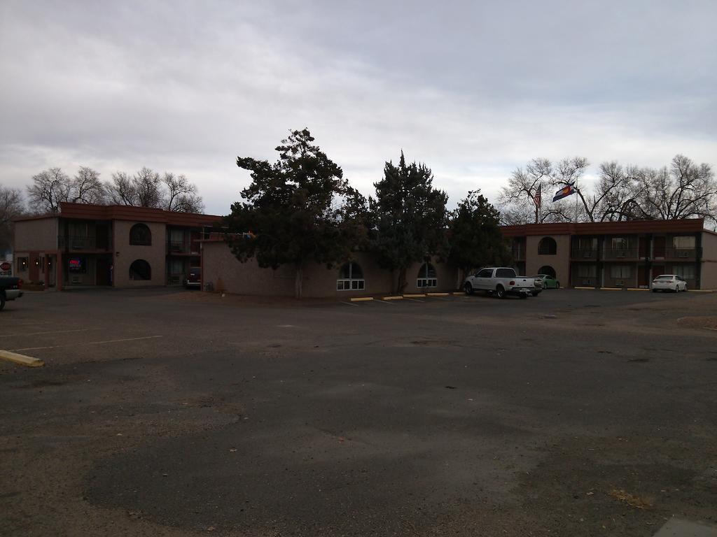 High Chaparral Inn Rocky Ford Exterior photo