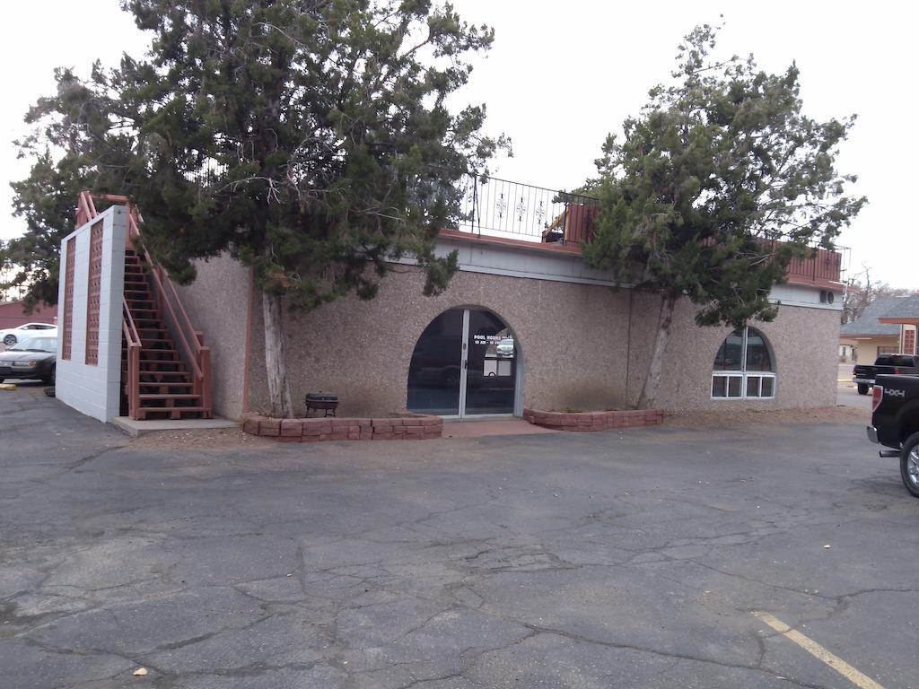 High Chaparral Inn Rocky Ford Exterior photo