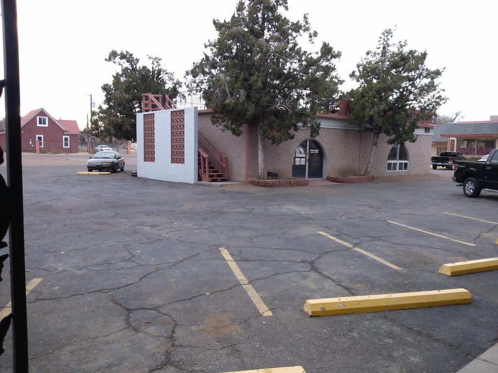 High Chaparral Inn Rocky Ford Exterior photo