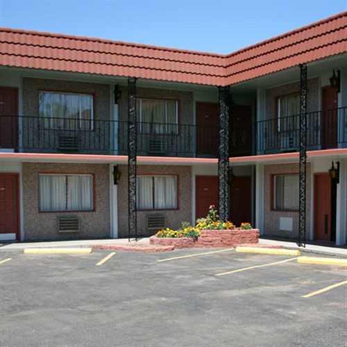 High Chaparral Inn Rocky Ford Exterior photo